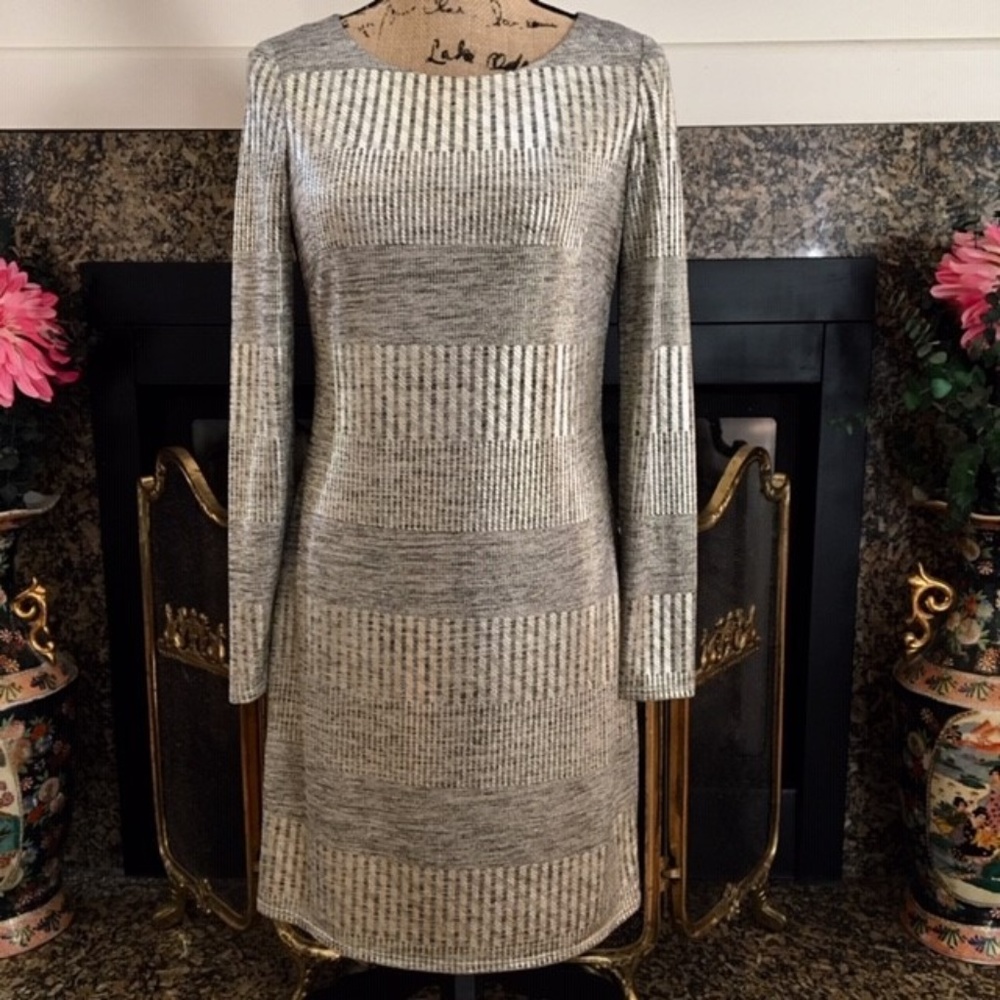 Jessica Howard Metallic Stretchy Cocktail Dress